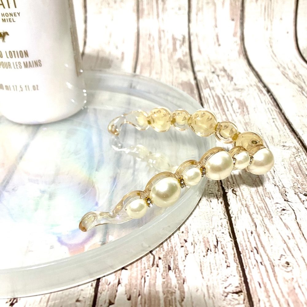 (NEW) Pearl Rhinestone Clear Hair Clip